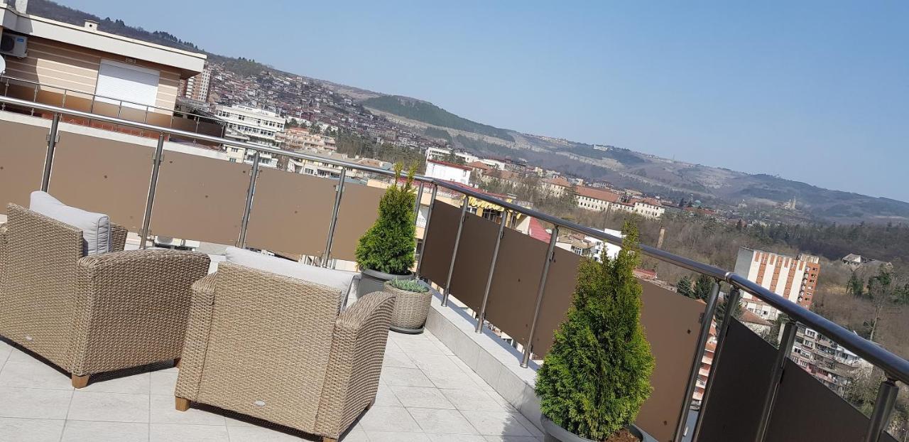 The View Veliko Tarnovo Apartment Bagian luar foto