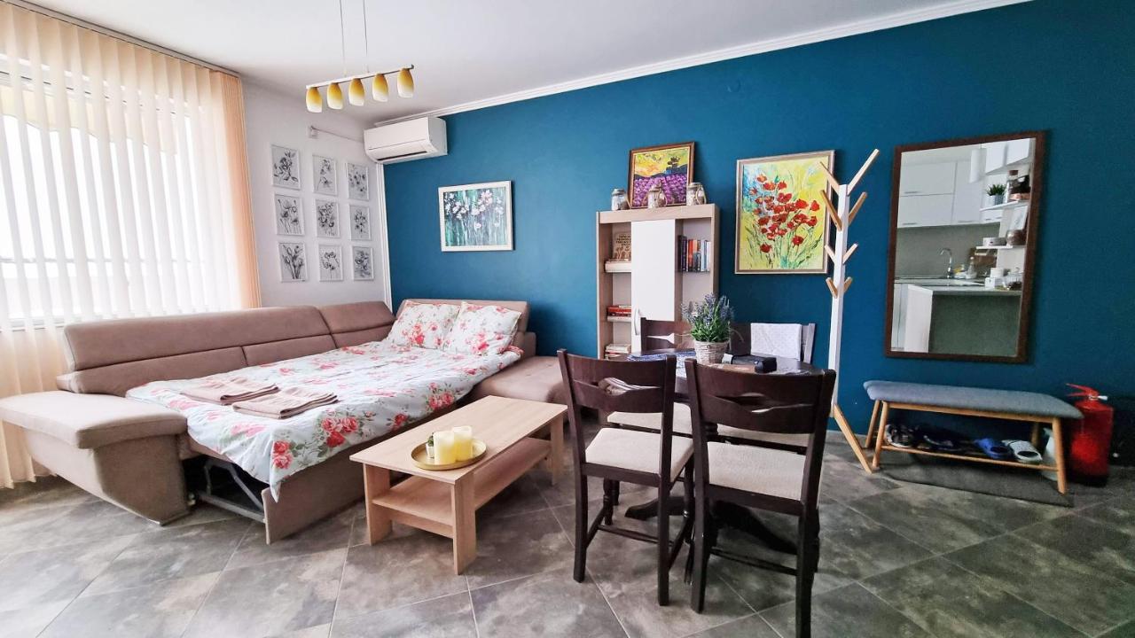 The View Veliko Tarnovo Apartment Bagian luar foto