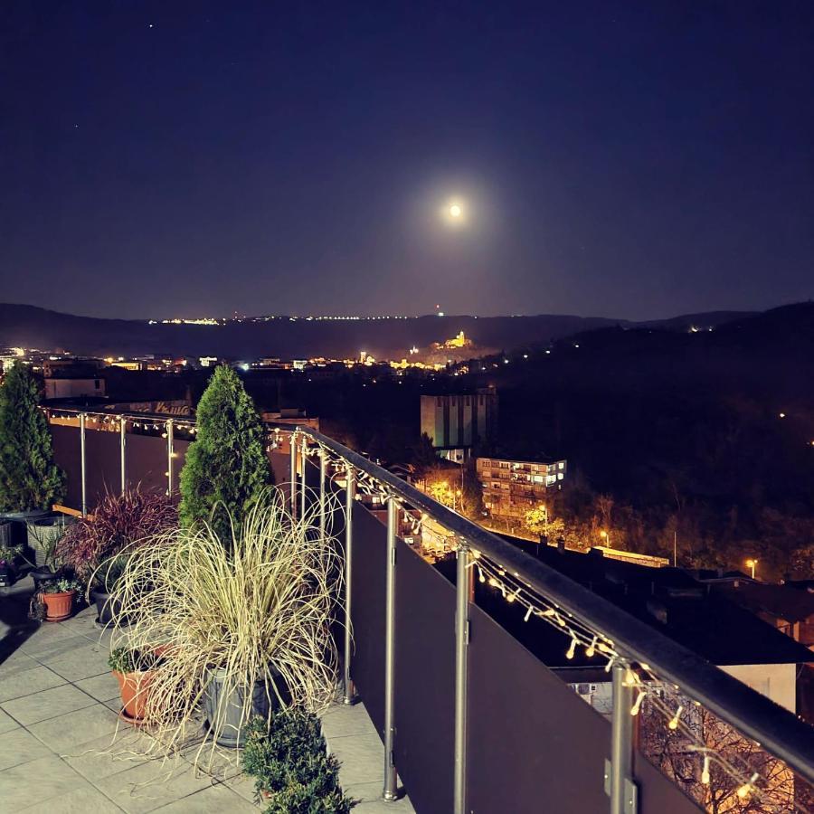 The View Veliko Tarnovo Apartment Bagian luar foto